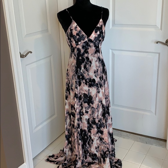 Black & pink open back with tie - Picture 1 of 8